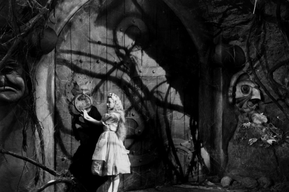 Alice in Wonderland (1933) movie still