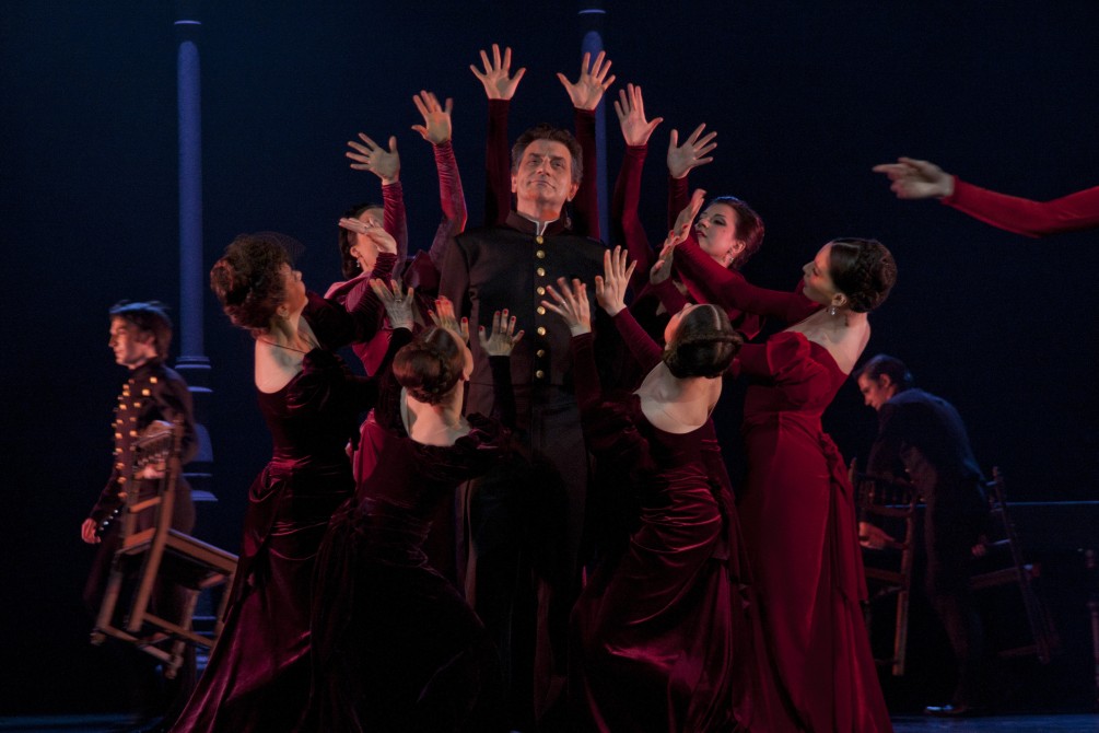 Stage Russia presents Anna Karenina movie still