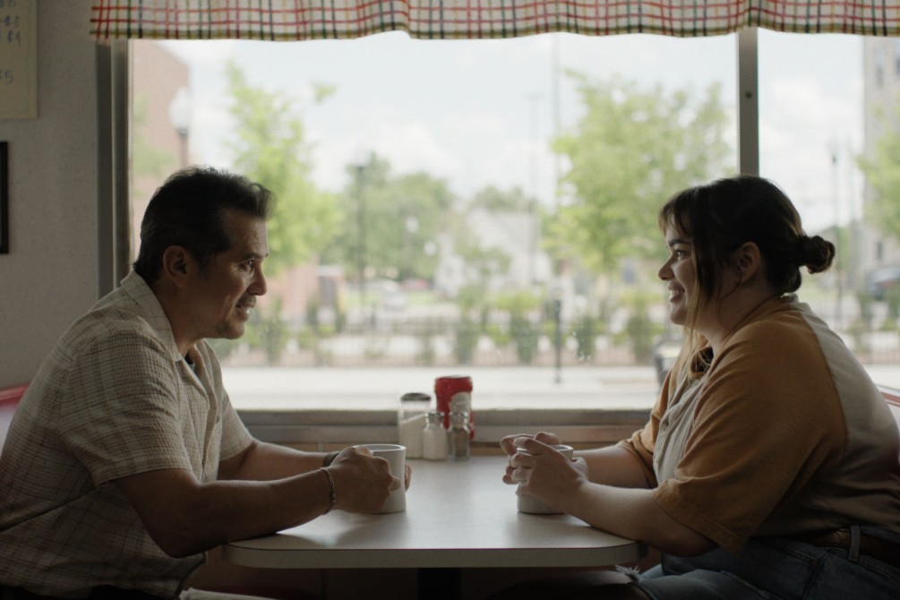 Bob Trevino Likes It