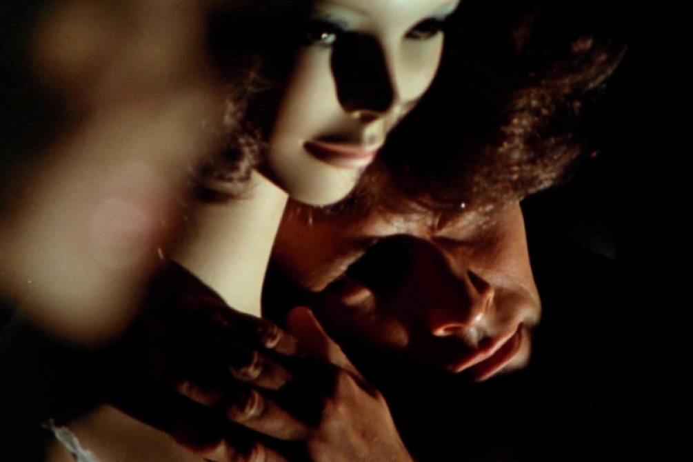 Hatchet for the Honeymoon