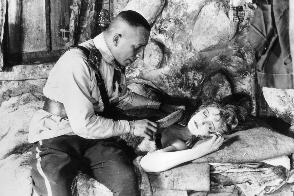 Foolish Wives movie still